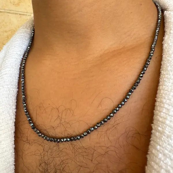 שרשרת חרוזים המטייט - אפור