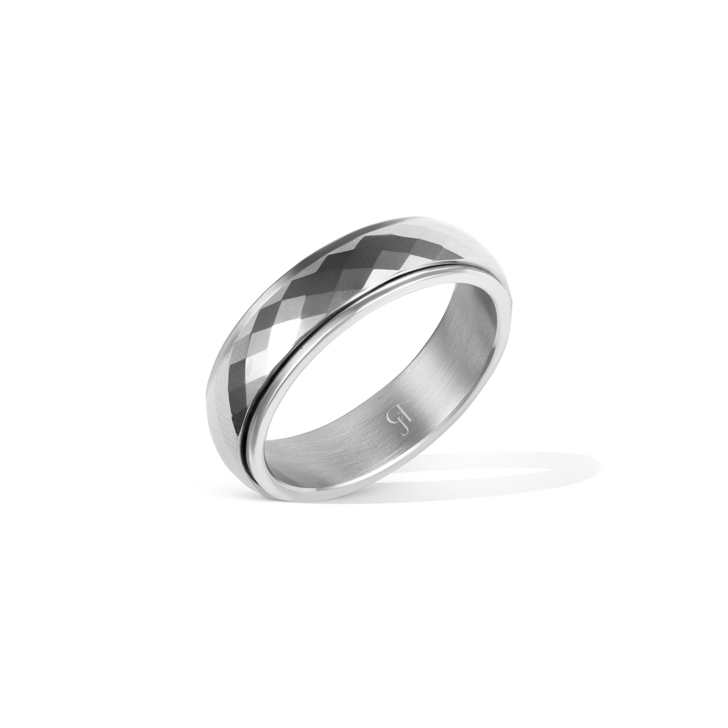 טבעת טונגסטן מעויינים בצבע כסף