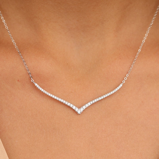 שרשרת כסף תליון משובץ "איב"