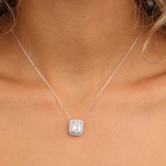 שרשרת כסף תליון סוליטר מלבן משובץ