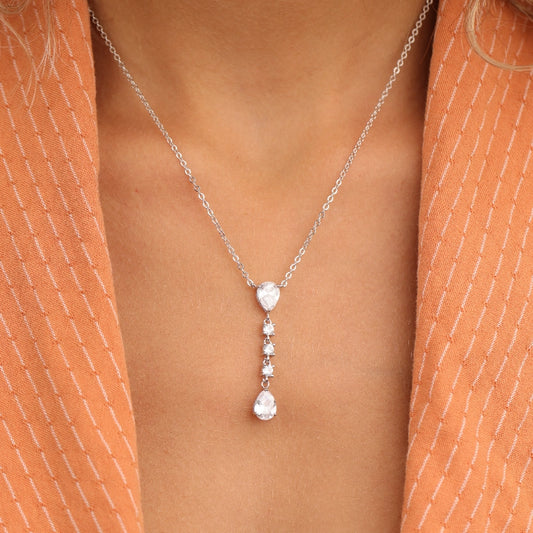 שרשרת כסף תליון טיפה חלול משובץ