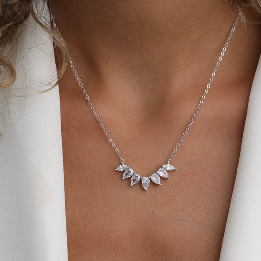 שרשרת טיפות חצי עיגול