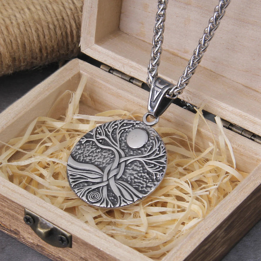 Tree of Life Amulet Stainless Steel Mens Necklac Simple Elegant Charm for Male Boyfriend Biker Jewelry Creativity Gift Wholesale