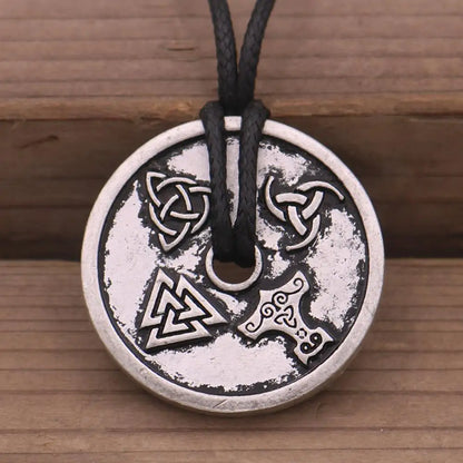 Viking Iceland Vegvisir Helmet Rune Circle Necklace Magic Men'S Amulet Pendant Nordic Viking Rune Valknut Wicca Jewelry Wholesal
