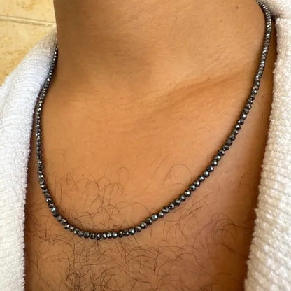 שרשרת חרוזים המטייט - אפור