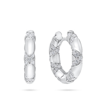 עגילי חישוק בעיצוב גיאומטרי